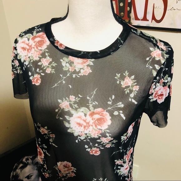 Full Tilt Floral Sheer Top - Picture 2 of 4